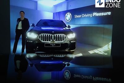 FOTO: BMW Indonesia Luncurkan The New X6 Secara Virtual