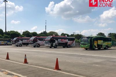 Sepi Tanpa Penumpang, Terminal Pulo Gebang Tetap Layani Bus Antar Kota