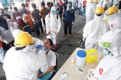 Takut Tangani Pasien Corona, 109 Tenaga Medis Dipecat
