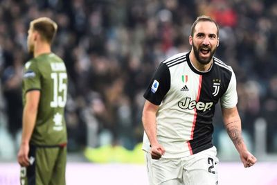 Higuain Buka Peluang Pensiun di River Plate
