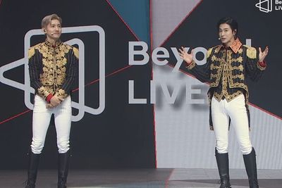 TVXQ Sukses Gelar Konser Virtual, Fans Histeris