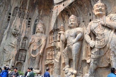 Gua Longmen Tiongkok Dibuka, Pengunjung Bisa Dapat Rp206 Juta jika Terinfeksi Corona