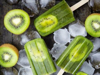Resep Camilan Akhir Pekan, Bikin Es Loli Kiwi di Rumah Yuk!