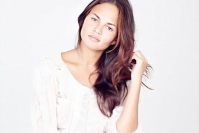 Kerusuhan di Amerika, Chrissy Teigen Bakal Sumbang Rp2,8 M untuk Pengunjuk Rasa