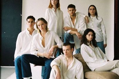 Selamatkan Lingkungan, Brand Fashion Asal Berlin Rilis Koleksi Kemeja Seprai Bekas Hotel