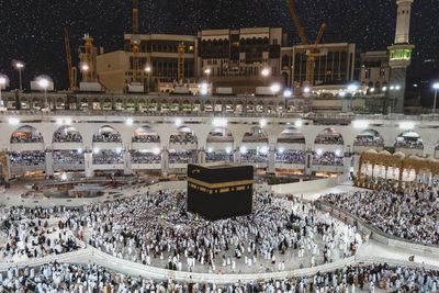 Berapa Banyak Air yang Perlu Diminum saat Haji? Ini Penjelasannya