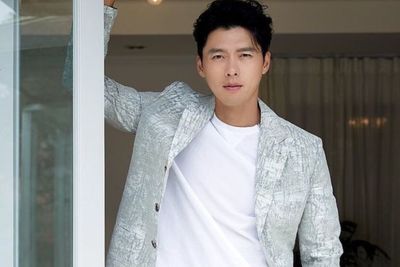 Bikin Fans Histeris, Hyun Bin Hadir Penuh Pesona di Baeksang Arts Awards 2020