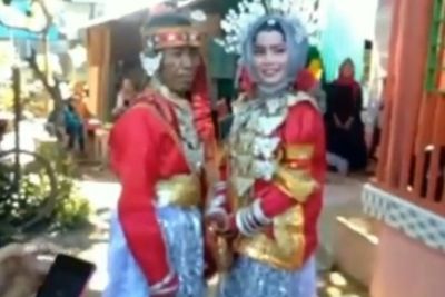 Heboh Kakek 60 Tahun Nikahi Gadis 20 Tahun, Terlilit Utang?
