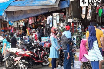 Mulai Jalani New Normal, Bagaimana Pola Kehidupan Masyarakat?