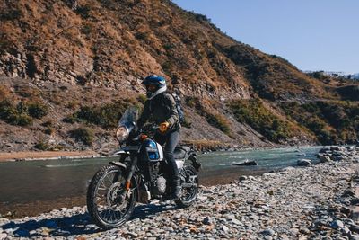 Motor Royal Enfield Bisa Dibeli Lewat Online