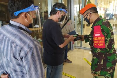 Masuk Mall di Masa New Normal, Pengunjung Harus Isi Data Diri