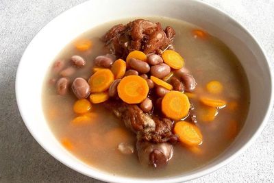 Brenebon, Sup Kacang Merah Manado: Peninggalan Kolonial dengan Sentuhan Nusantara