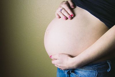 Penyebab dan Cara Mengatasi Varises Vagina Saat Hamil