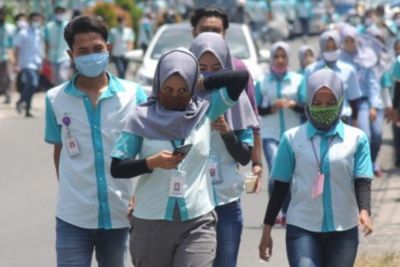 9,8 Juta Buruh Pabrik Kena PHK di Masa Pandemi, Ini Saran Ekonom untuk Pemerintah
