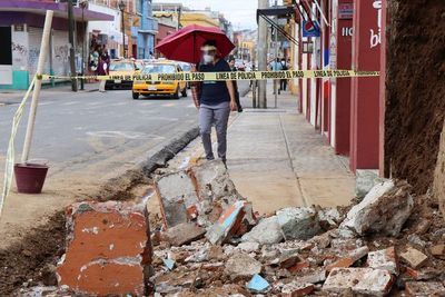 FOTO: Meksiko Diguncang Gempa 7,4 M dan Tsunami Lokal
