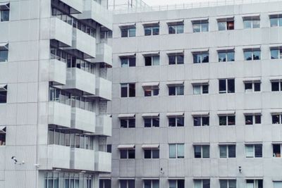 Panik Lihat Orang Asing di Kamarnya, Wanita Ini Nekat Lompat dari Lantai 19 Apartemen Kalibata