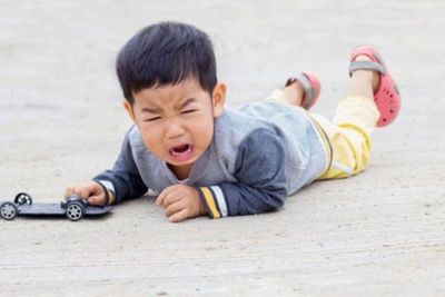 Moms, Ketahui 4 Metode Hadapi Anak Tantrum