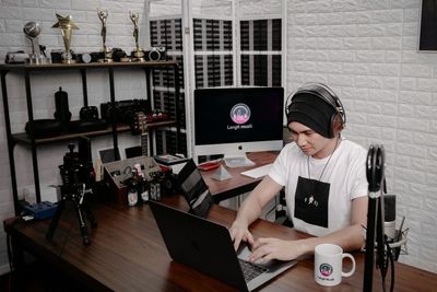 Kritik Dangdutan di Wisma Atlet, Anji: Nakes Mau Saling Menularkan Virus atau Bagaimana?
