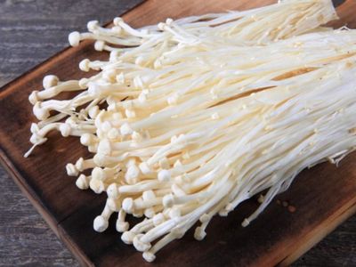 Benarkah Penyakit Listeriosis Berasal dari Jamur Enoki?