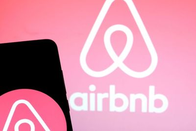 Pendiri Airbnb Optimis Usahanya Bangkit Lagi Usai Corona Reda