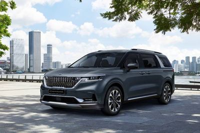 Lebih Mewah, Kia Siap Luncurkan Penantang Innova