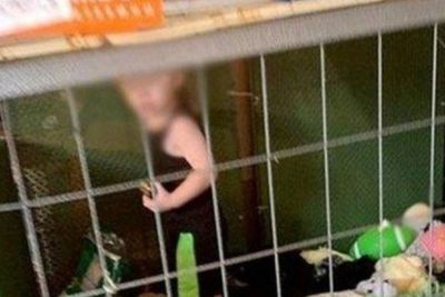 Ngeri! Bayi Ditinggalkan Ibunya dalam Kandang Bersama Ular, Kakeknya Ikut Tersangka
