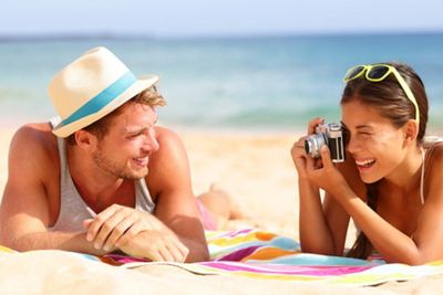 Liburan di Pantai saat New Normal, Begini Peraturan Barunya