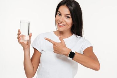 Minum Air Saat Perut Kosong, Ini 5 Manfaat Bagi Kesehatan 