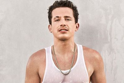 Charlie Puth Akui Buat Lagu Pakai Bantuan AI Selama Bertahun-Tahun