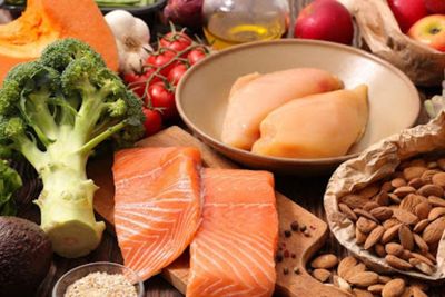 9 Kebiasaan Makan Sehat yang Bisa Bikin Berat Badan Stabil Tanpa Tersiksa!