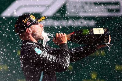 FOTO: Valtteri Bottas Juara Seri Pembuka Formula 1 GP Austria