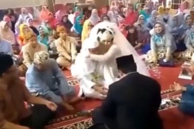 Pengantin Wanita Kegirangan Usai Ijab Kabul, Satu Ruangan Mendadak Heboh Lihat Tingkahnya