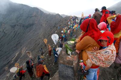 FOTO: Ritual Yadnya Kasada di Tengah Pandemi Covid-19