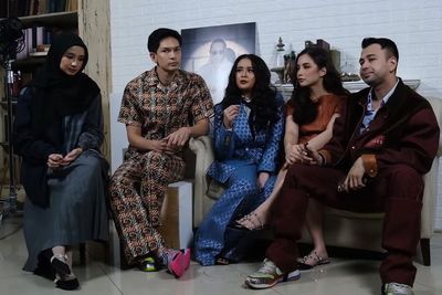 Tampak Murung, Laudya Cynthia Bella Justru Ngakak karena Ulah Raffi Ahmad yang Ini