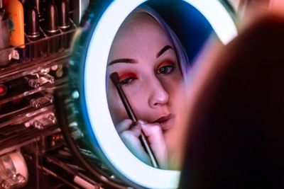 Jangan Sampai Salah, Begini Cara Memilih Warna Eyeshadow yang Tepat