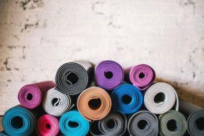Biar Awet, Ikuti Cara Ini untuk Merawat Matras Yoga Kesayanganmu