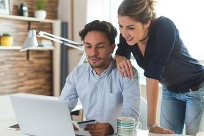Rencanakan Keuangan dengan Pasangan Sebelum Menikah, Begini Tipsnya