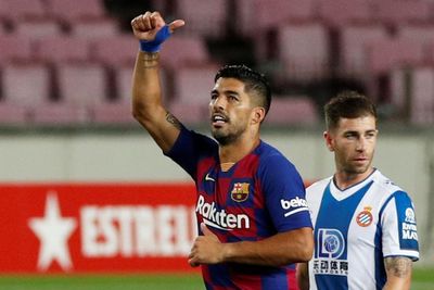 Optimis Barca Juara La Liga, Luis Suarez Harap Madrid Tergelincir di Sisa Laga