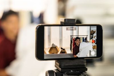 Ingin Jadi YouTuber Terkenal? Ini Tips Konten Kamu Lebih Menarik