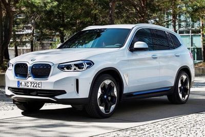 BMW Siap Meluncurkan Crossover Listrik Bulan ini