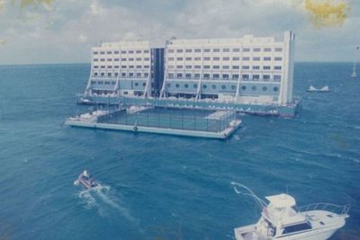 Mengenal Hotel Apung Pertama di Dunia, Pernah Kena Angin Topan Hingga Rugi Besar