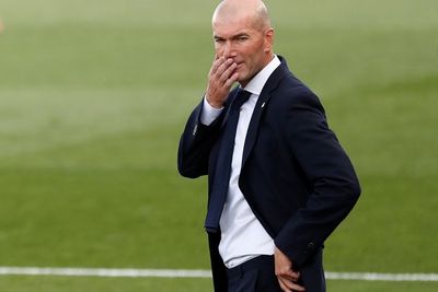 Sementara Cuma Punya 3 Bek, Apa Taktik Zidane Rancang Skuad Madrid?