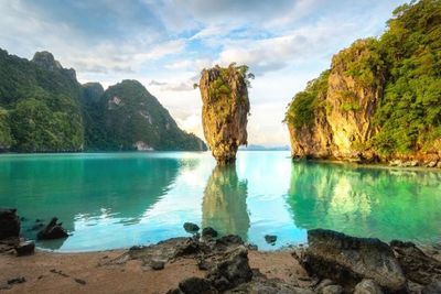 Jangan Cuma ke Bangkok, Ini 7 Destinasi Wisata di Thailand yang Gak Kalah Seru