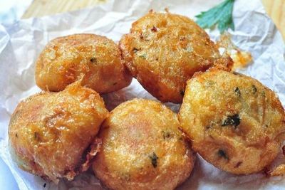 Membuat Perkedel Kentang, Bisa untuk Camilan atau Lauk Makan