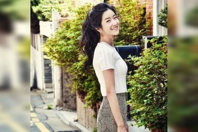 Cantik dari Lahir, Ini Rahasia Pinggang Ramping Seo Ye Ji