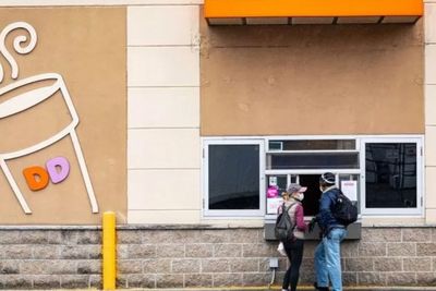 Akhir Tahun 2020, Dunkin Donuts Akan Tutup 450 Gerai