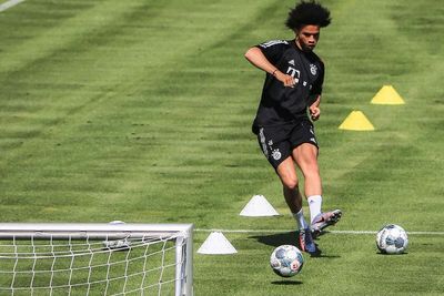 FOTO: Mengintip Latihan Perdana Leroy Sane Bersama Bayern Munchen