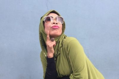Omas di Mata Jaja Miharja: Sahabat Sekaligus Adik yang Sangat Baik