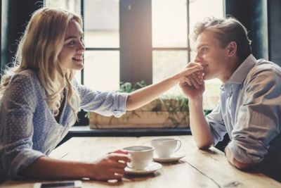 Ingin Ungkapkan Cinta? Inilah Waktu Terbaik untuk Melakukannya