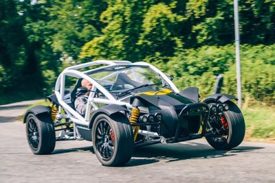 Mobil Offroad Buas Ariel Nomad R Pakai Mesin Honda Civic
